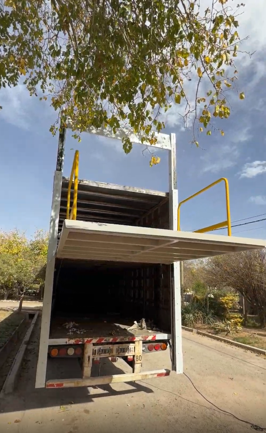 Plataforma Hidráulica para Motos y Carga en 3 Niveles (Hasta 1.500 kg)